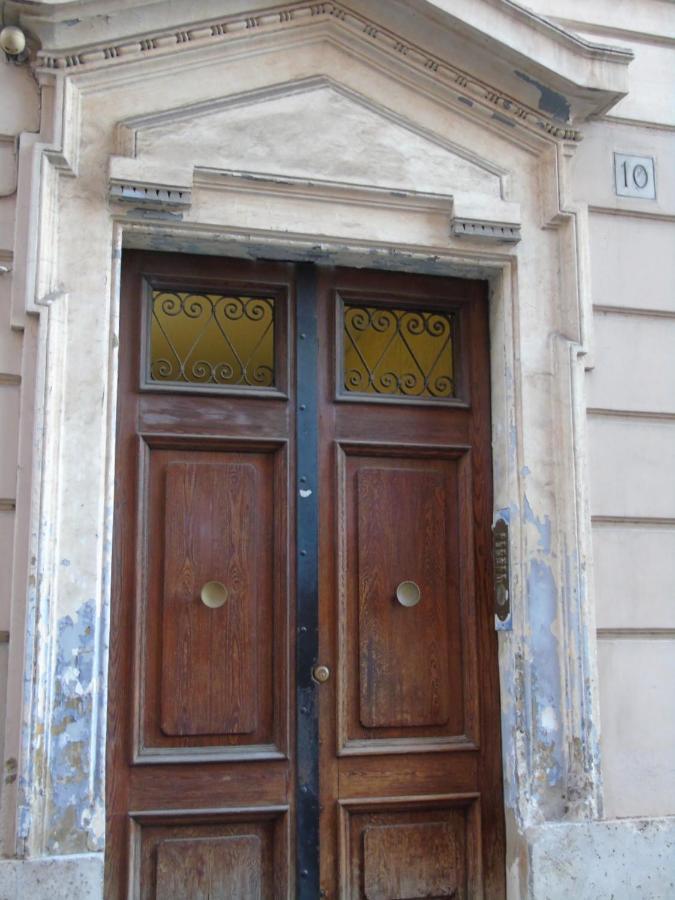 Casa Egina Trastevere * Roma